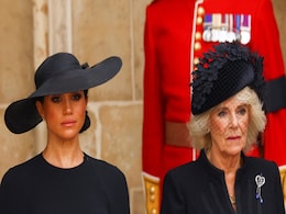 Meghan Markle Breaks Down, Wipes Away Tears At Queen Elizabeth's Funeral Meghan Markle Breaks Down, Wipes Away Tears At Queen Elizabeth's Funeral