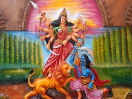 Shardiya Navratri 2022: शारदीय नवरात्रि में महिलाएं जरूर करें यह एक कार्य, मां दुर्गा होंगी प्रसन्न Shardiya Navratri 2022: शारदीय नवरात्रि में महिलाएं जरूर करें यह एक कार्य, मां दुर्गा होंगी प्रसन्न