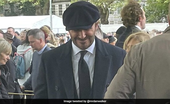 David Beckham Joins Thousands In Queue For Queen's Coffin David Beckham Joins Thousands In Queue For Queen's Coffin