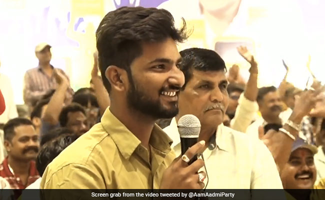 Watch: Arvind Kejriwal Was Invited To Dinner By Auto Driver. He RSVP-ed