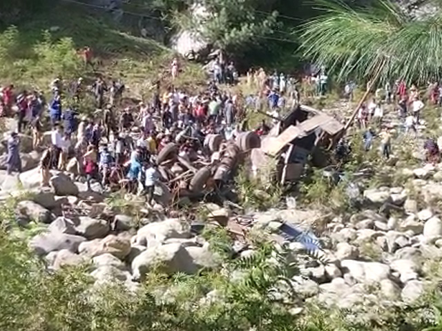 9 Killed, 27 Injured In Minibus Accident In Jammu And Kashmir's Poonch