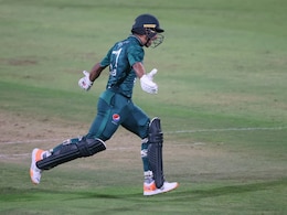 Naseem Shah To Auction Bat With Which He Hit Two Sixes vs Afghanistan, And Do This With The Money Naseem Shah To Auction Bat With Which He Hit Two Sixes vs Afghanistan, And Do This With The Money