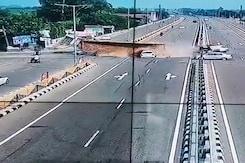 Video: 3 Killed In Punjab As Loaded Trailer Loses Balance, Crushes Car Video: 3 Killed In Punjab As Loaded Trailer Loses Balance, Crushes Car