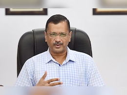 AAP Claims Police Stopped Party-Led Group From Reaching Okhla Landfill, Holds Protest