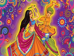 Garba in Mumbai: मुंबई में धूमधाम से मनाया जा रहा है गरबा, देखें वीडियो Garba in Mumbai: मुंबई में धूमधाम से मनाया जा रहा है गरबा, देखें वीडियो