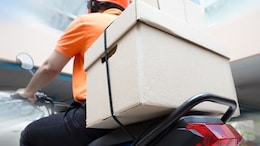 This Swiggy Delivery Man Has Cricketer Kuldeep Yadav's Attention. Here's Why