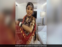 अनुपमा ने वैनिटी वैन में किया ऐसा धमाकेदार गरबा की फैन्स बोले- वैनिटी तो ठीक है ना... अनुपमा ने वैनिटी वैन में किया ऐसा धमाकेदार गरबा की फैन्स बोले- वैनिटी तो ठीक है ना...
