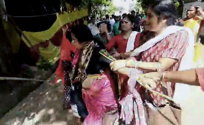 Bengal Woman Beaten, Her Hands Tied At Rally Attended By BJP Leader