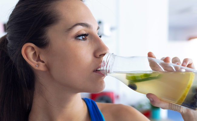 Redness In Skin: Healthy teas like green tea can help reduce redness caused by acne or pimples