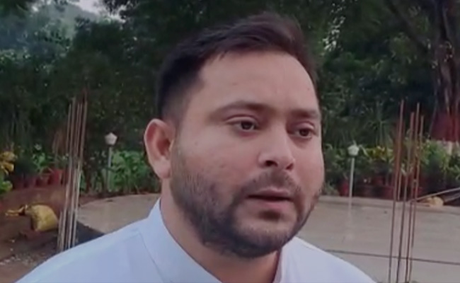 Tejashwi Yadav's Aide Questioned By CBI In Alleged Job Scam In Railways