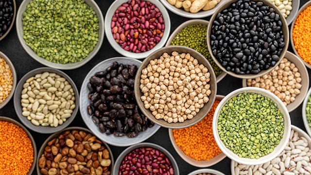 Almonds are a good source of biotin