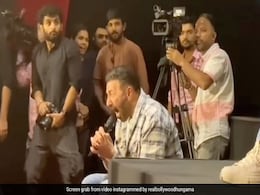 सनी देओल की फिल्म 'CHUP' रिलीज, एक्टर ने कुछ ही घंटों में कमाई की लगाई ऐसी दहाड़ की फैन्स भी बोले- सर आपको तो मानना पड़ेगा... सनी देओल की फिल्म 'CHUP' रिलीज, एक्टर ने कुछ ही घंटों में कमाई की लगाई ऐसी दहाड़ की फैन्स भी बोले- सर आपको तो मानना पड़ेगा...