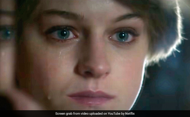 <i>The Crown</i> Producers Resume Shoot Days After Queen's Death