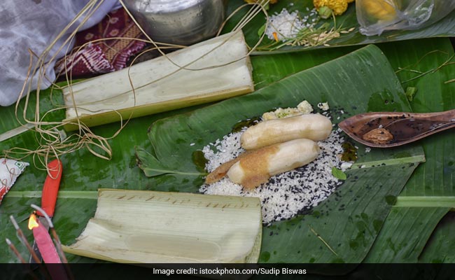 Pitru Paksha: ट्रेन में पितरों के नाम पर बर्थ करते हैं आरक्षित, सीट पर रखते नारियल, जानें पितृ पक्ष में क्यों होता है ऐसा