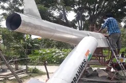 Man Makes Brahmos Missile Replica In UP Man Makes Brahmos Missile Replica In UP