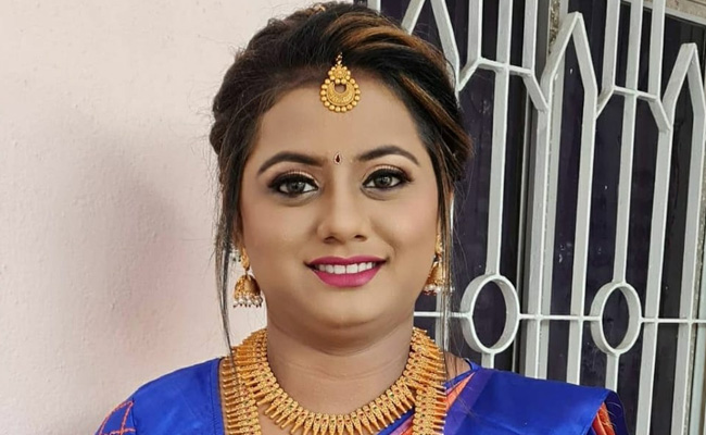 Mumbai Teacher Gets Stuck Between Moving Lift Doors At School, Dies