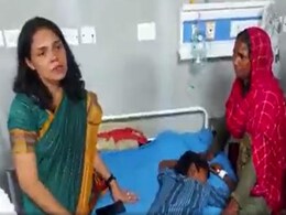 एक IAS ऐसा भी: घायल बच्चे को देख रो पड़ीं रोशन जैकब, कहा- बच्चे को हर हाल में बचाऊंगी एक IAS ऐसा भी: घायल बच्चे को देख रो पड़ीं रोशन जैकब, कहा- बच्चे को हर हाल में बचाऊंगी