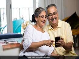 Grandparents' Day 2022: अपने दादा-दादी को भेजें ग्रैंडपैरेंट्स डे पर ये मैसेज, आपका प्यार देखकर ही भर जाएगा उनका दिल  Grandparents' Day 2022: अपने दादा-दादी को भेजें ग्रैंडपैरेंट्स डे पर ये मैसेज, आपका प्यार देखकर ही भर जाएगा उनका दिल