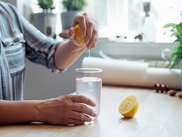 Lemon Side Effects: नींबू का जरूरत से ज्यादा सेवन सेहत के लिए नहीं है अच्छा, हो सकती हैं गंभीर दिक्कतें  Lemon Side Effects: नींबू का जरूरत से ज्यादा सेवन सेहत के लिए नहीं है अच्छा, हो सकती हैं गंभीर दिक्कतें