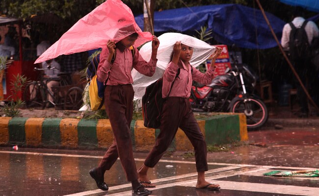 Noida Schools Closed Today For Classes 1-8 Due To Heavy Rain