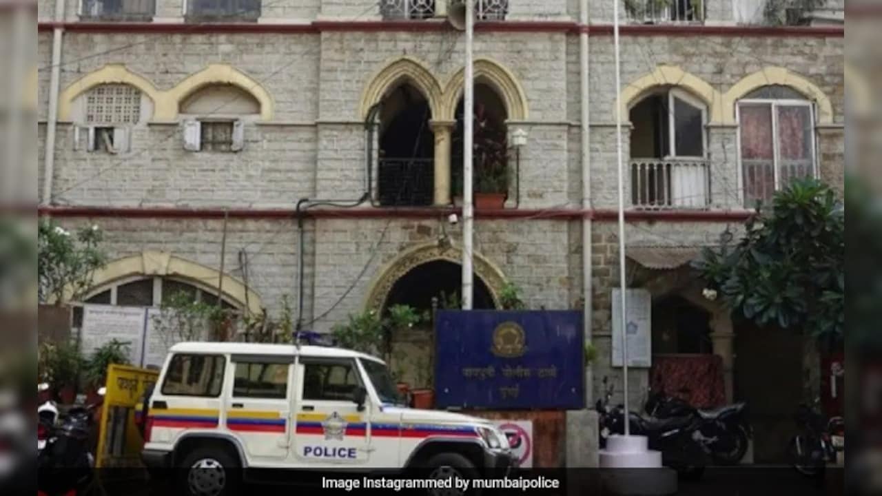 Thane Man Stabs 2 After They Refuse To Give Him Rs 50 For Cigarettes: Police