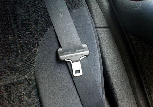 Centre Issues Draft Rules For Mandatory Alarm System For Rear Seat Belt