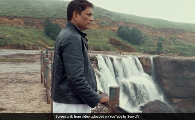 <i>Lorni - The Flaneur</i> Review: Adil Hussain Shares Screen Space With Shillong In Khasi Film