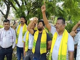 Protests Erupt in Assam After 6 Communities Not Considered For Scheduled Tribe Status Protests Erupt in Assam After 6 Communities Not Considered For Scheduled Tribe Status