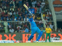 IND vs SA: सूर्यकुमार यादव ने चारों तरफ की लाजवाब शॉट्स की बारिश, देखिए SKY के गगनचुंबी सिक्स का ये VIDEO