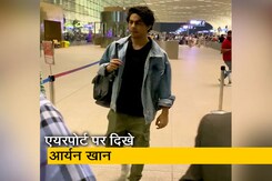 आर्यन खान मुंबई एयरपोर्ट पर हुए स्पॉट आर्यन खान मुंबई एयरपोर्ट पर हुए स्पॉट