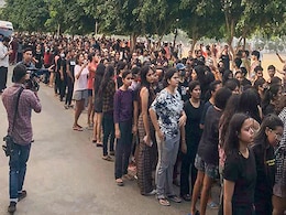 चंडीगढ़ यूनिवर्सिटी वीडियो लीक : अब टॉयलेट इस्तेमाल करने से डर रही छात्राएं चंडीगढ़ यूनिवर्सिटी वीडियो लीक : अब टॉयलेट इस्तेमाल करने से डर रही छात्राएं