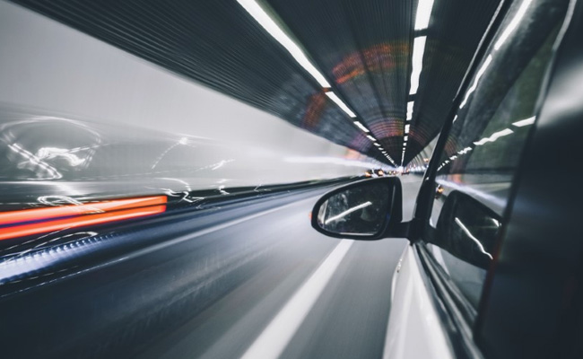 Delhi Police Warns Riders About Tinted Glass With '<i>Kala Chashma</i>' Reference