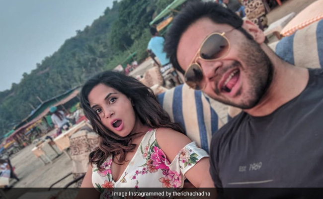 Richa Chadha Fact-Checks Tweet That Confused Ali Fazal And Ali Zafar