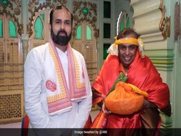 Mukesh Ambani Visits Shrinathji Temple In Rajasthan Mukesh Ambani Visits Shrinathji Temple In Rajasthan