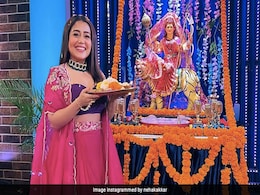 नेहा कक्कड़ और फाल्गुनी पाठक की बहस के बाद दोनों साथ में गाना गाते आए नजर, फैन्स बोले- मायानगरी में कुछ भी हो सकता है नेहा कक्कड़ और फाल्गुनी पाठक की बहस के बाद दोनों साथ में गाना गाते आए नजर, फैन्स बोले- मायानगरी में कुछ भी हो सकता है