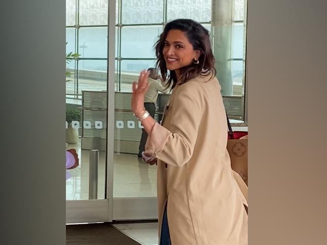 Let Deepika Be Your Airport Style Guide