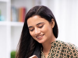 पर्सनालिटी बेहतर बनाने की 6 टिप्स, जिनकी बदौलत हर कोई आपकी ओर होगा आकर्षित पर्सनालिटी बेहतर बनाने की 6 टिप्स, जिनकी बदौलत हर कोई आपकी ओर होगा आकर्षित