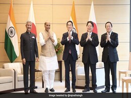 जयशंकर, राजनाथ सिंह ने जापान के प्रधानमंत्री से मुलाकात की, द्विपक्षीय साझेदारी पर चर्चा की जयशंकर, राजनाथ सिंह ने जापान के प्रधानमंत्री से मुलाकात की, द्विपक्षीय साझेदारी पर चर्चा की