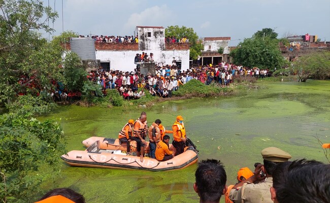 10 Killed As Tractor-Trolley Falls Into Pond In Lucknow