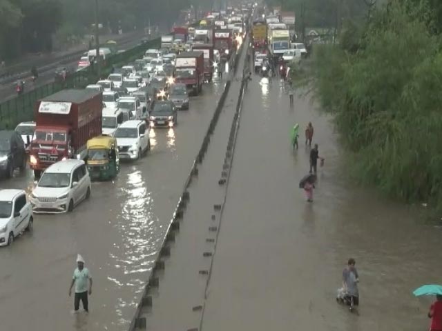 Waterlogging In Parts Of Delhi, Gurgaon After Heavy Rain, Other Top Stories