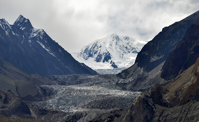 Record-Breaking Himalayan Melt Worsens Pakistan's Deadly Floods