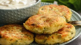 Diwali 2025: Impress Your Guests With These 5 Veg Snacks At Your Diwali Party
