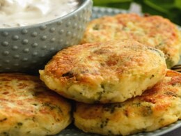 Diwali 2025: Impress Your Guests With These 5 Veg Snacks At Your Diwali Party