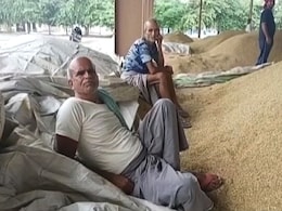पीआर धान की खरीद के बाद नहीं हो रहा उठान, हड़ताल पर किसान पीआर धान की खरीद के बाद नहीं हो रहा उठान, हड़ताल पर किसान