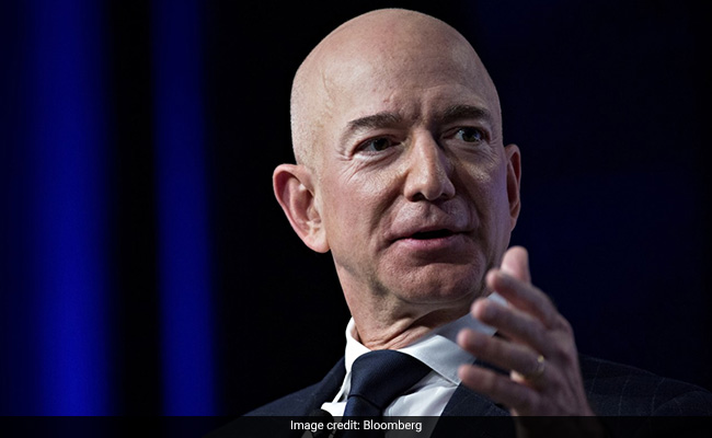 Global Super-Rich Club Has 15 Members With Fortunes Over $100 Billion