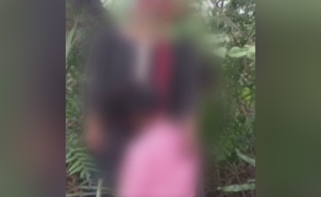 लड़के घर में जबरन घुसे, मेरी बेटियों पर झपटे और उठा ले गए... : लखीमपुर कांड की कहानी मां की जुबानी