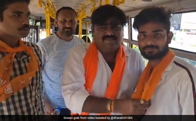 After Dinner For Arvind Kejriwal, Gujarat Auto Driver's U-Turn For PM Modi