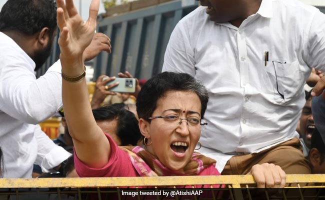 People Will Dump BJP Out Of Delhi: AAP Leader After Being Stopped By Cops