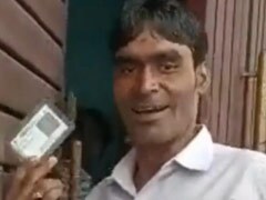 शादी की दावत खाने के लिए बारातियों को दिखाना पड़ा आधार कार्ड, वीडियो देख चौंक गए लोग