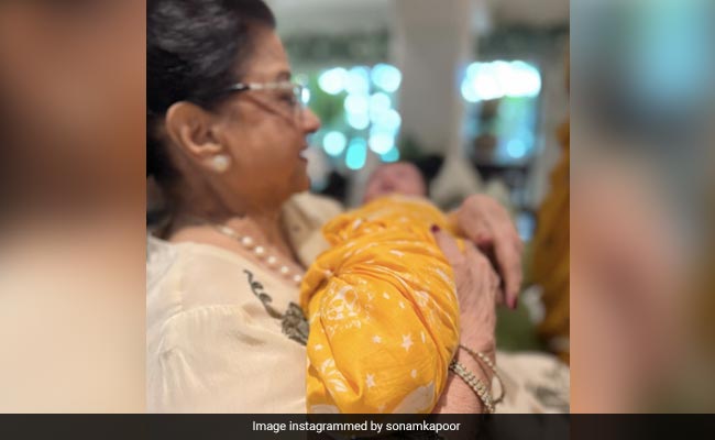Sonam's Son Vayu And Grandmother Nirmal Kapoor In An Adorable Pic